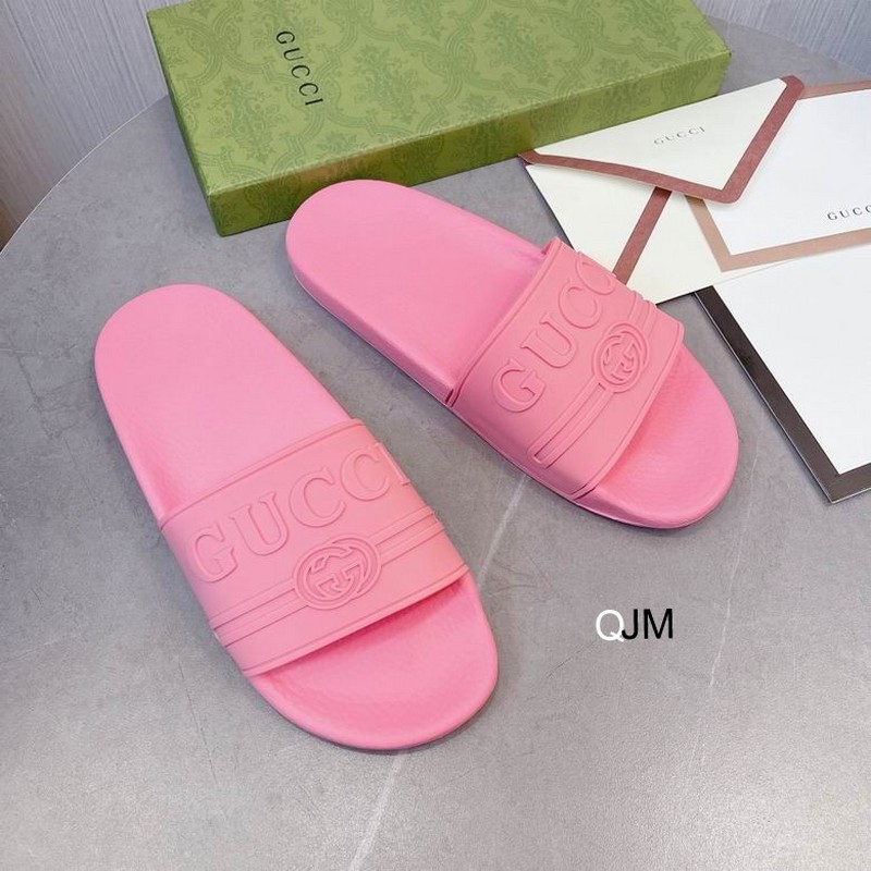 Gucci Men's Slippers 77